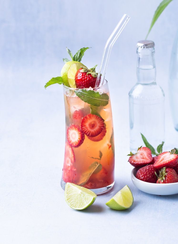 10 Delicious and Refreshing Strawberry Mocktail Recipes to Try Today!